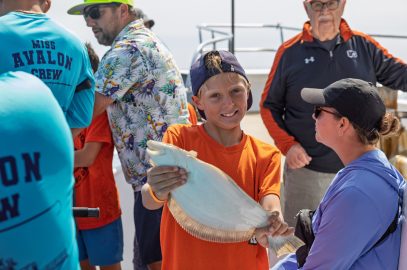 Bernie Parent’s Family Fishing Day Continues to Honor Late Flyers Legend, Raise Money for Snider Youth